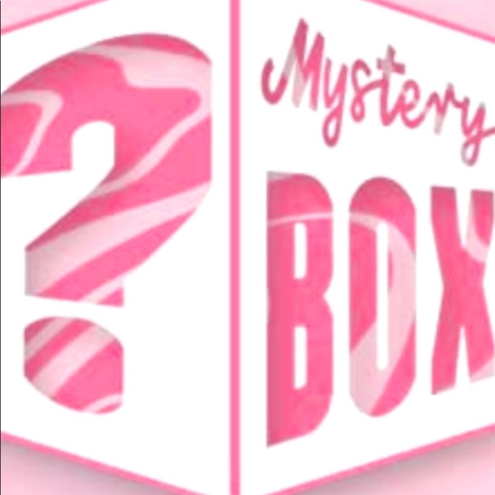 $2-3!!  You pick your size!!;; AND brands;; VS; Forever 21; Urban Outfitter